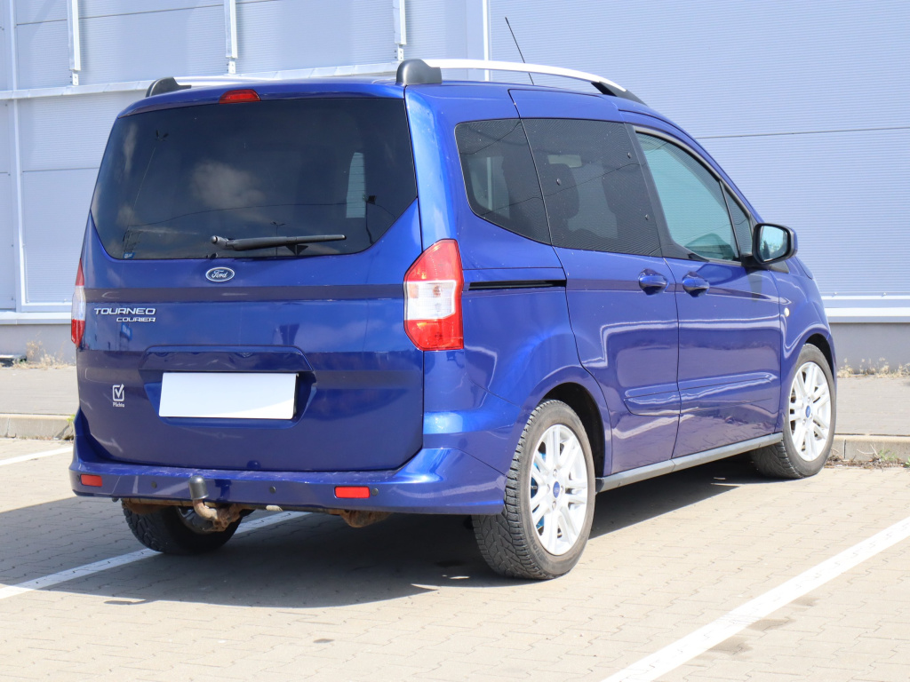 Ford Tourneo Courier