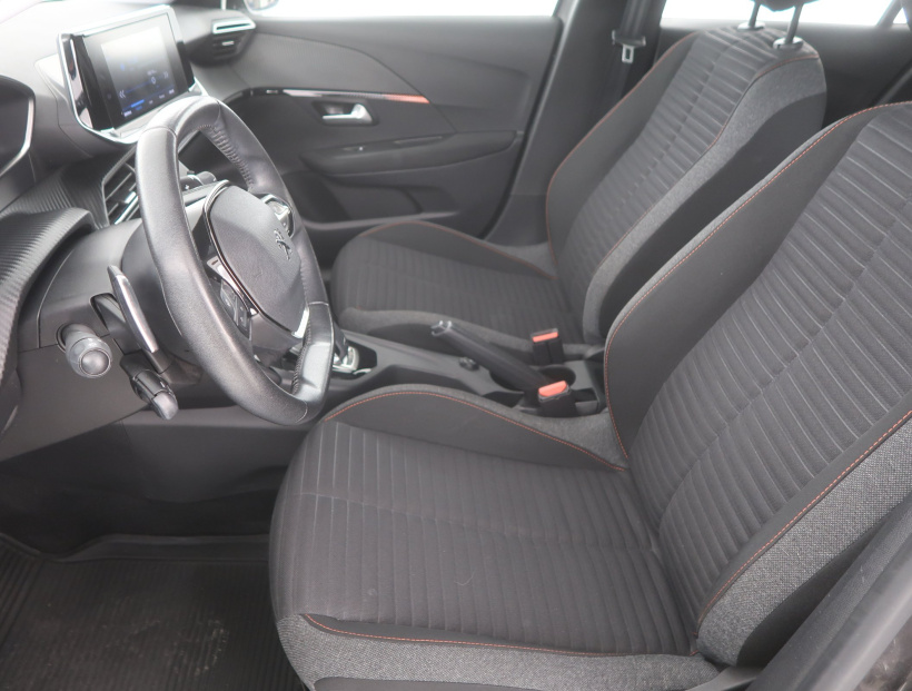 Peugeot 208, 2020