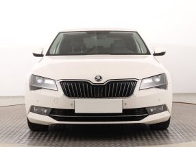 Škoda Superb - 2016