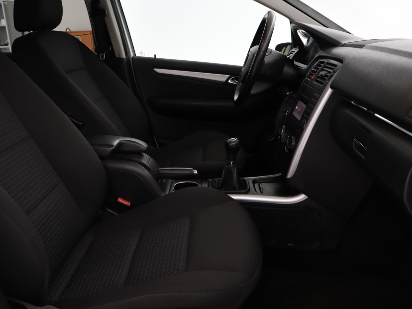 Mercedes-Benz B, 2011