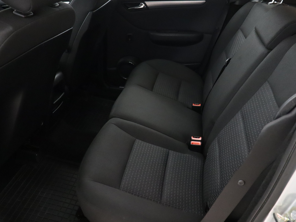 Mercedes-Benz B