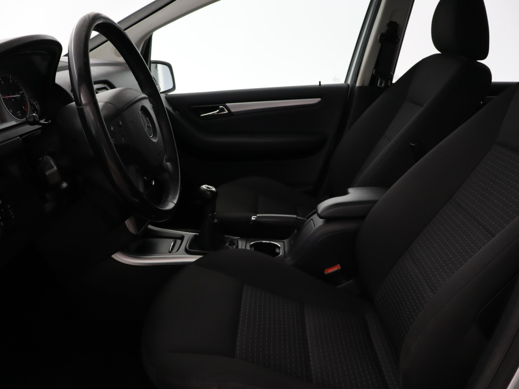 Mercedes-Benz B