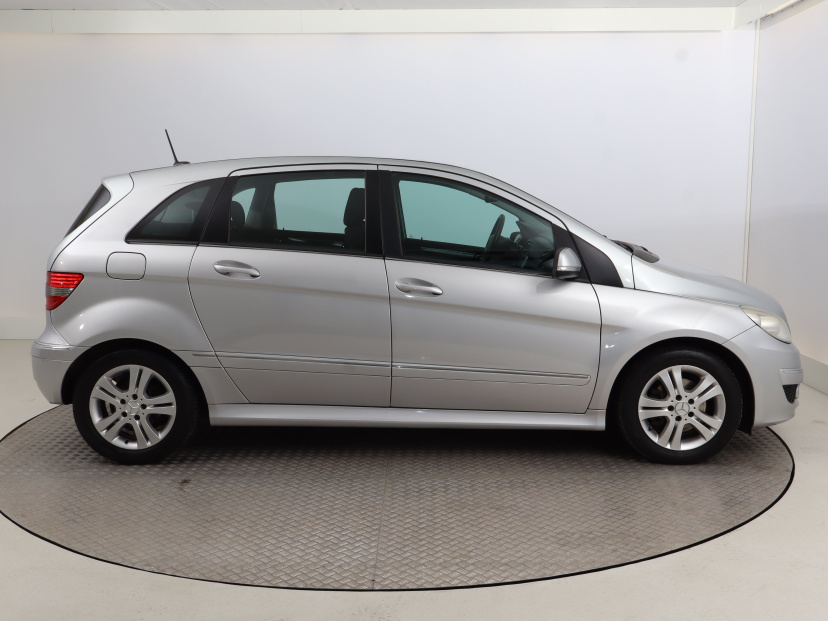 Mercedes-Benz B, 2011