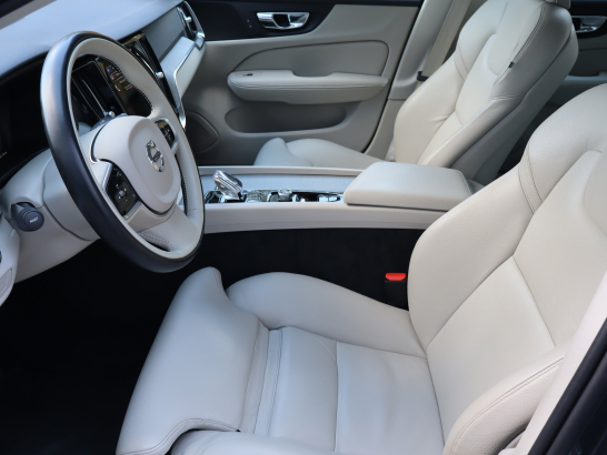 Volvo V60 B3
