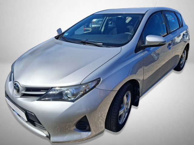 Toyota Auris 2013