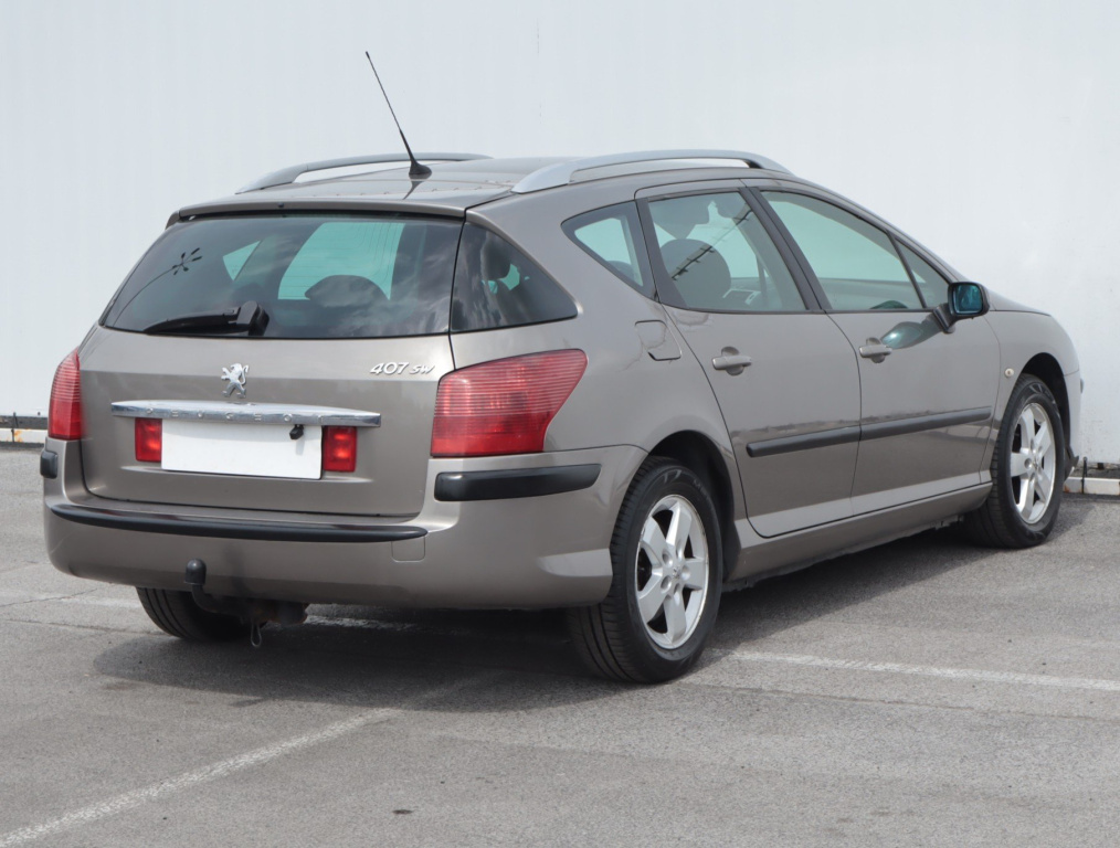 Peugeot 407