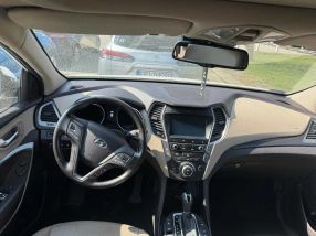 Hyundai Santa Fe - 2016