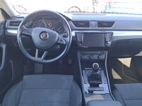 Škoda Superb - 2016