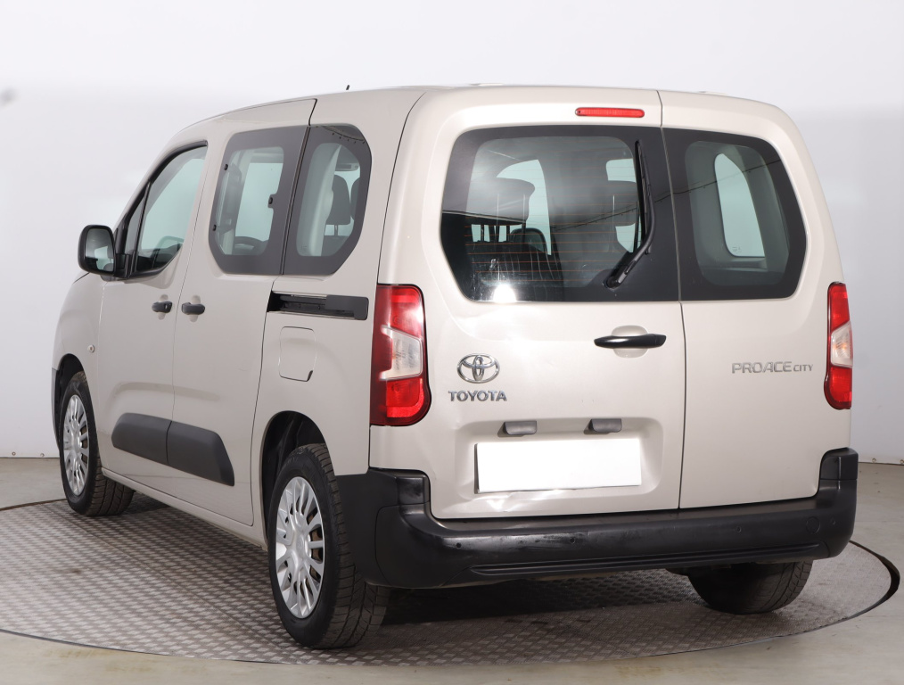 Toyota Proace City Verso