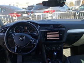 Volkswagen Tiguan - 2020