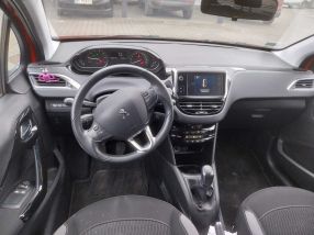 Peugeot 208 - 2016