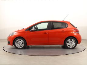 Peugeot 208 - 2016
