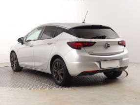 Opel Astra - 2019