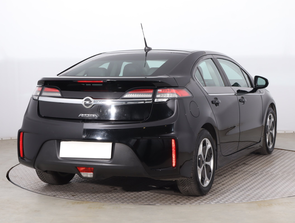 Opel Ampera