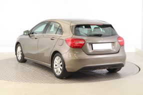 Mercedes-Benz A - 2012