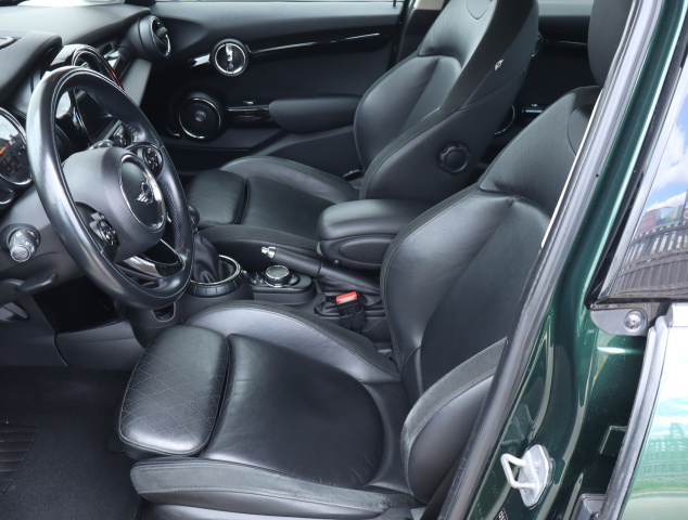 MINI 5-door