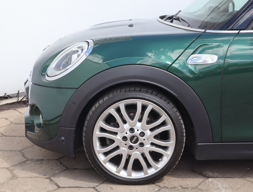 MINI 5-door, 2015
