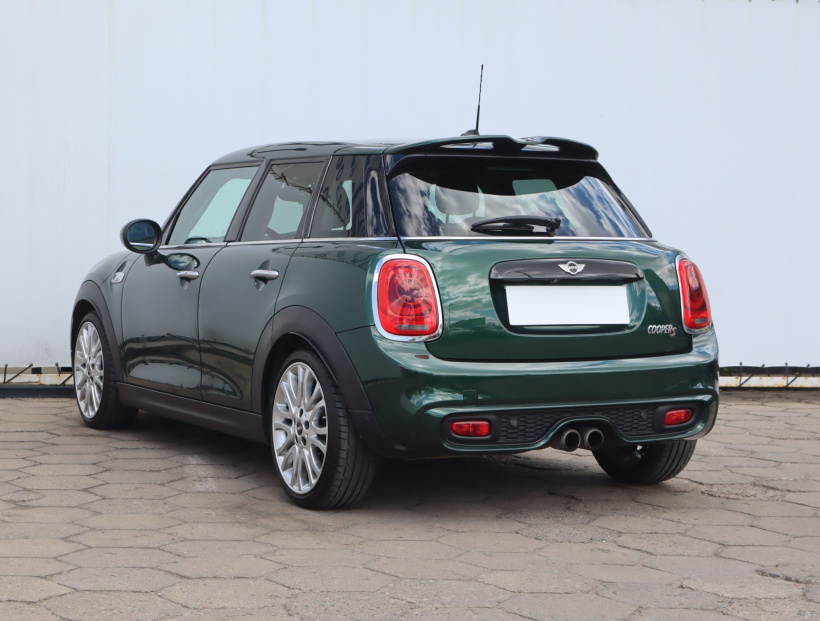 MINI 5-door, 2015