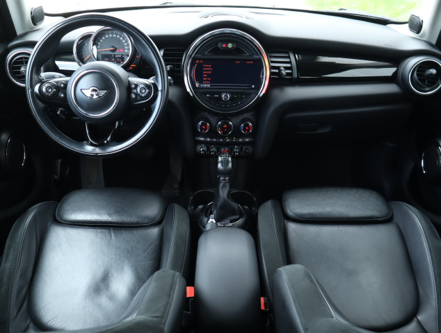 MINI 5-door