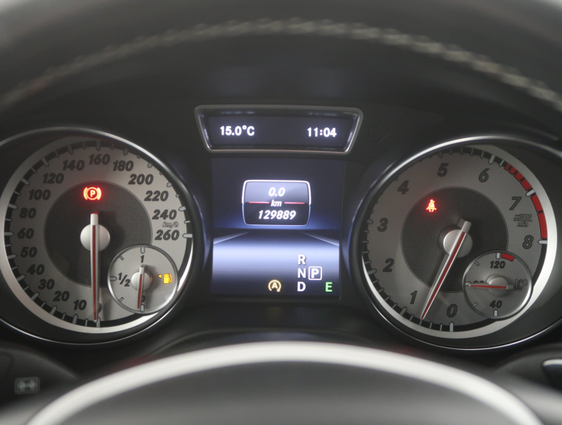 Mercedes-Benz GLA, 2015