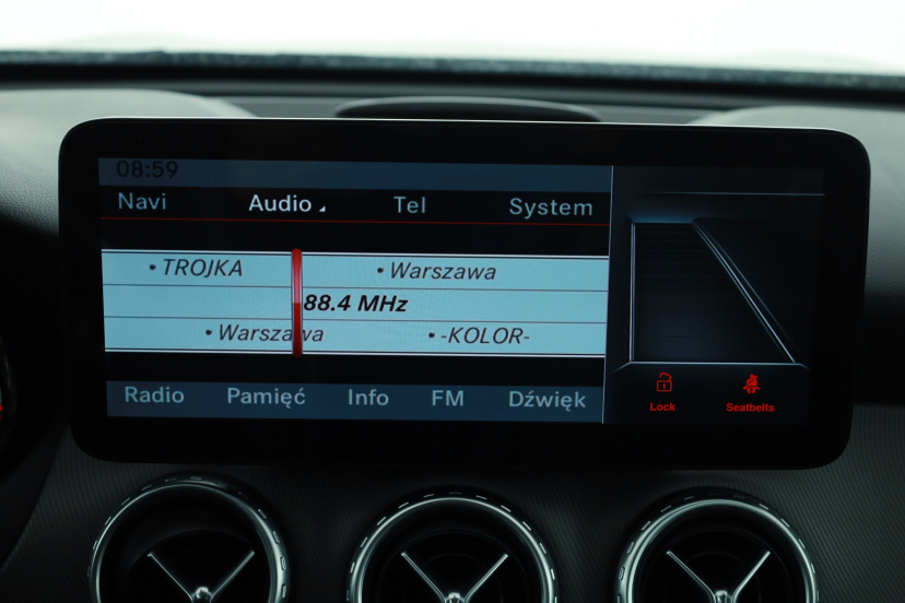 Mercedes-Benz GLA, 2015