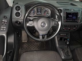 Volkswagen Tiguan - 2016