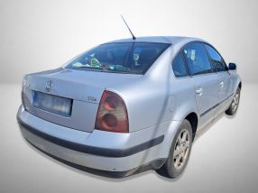 Volkswagen Passat - 2002