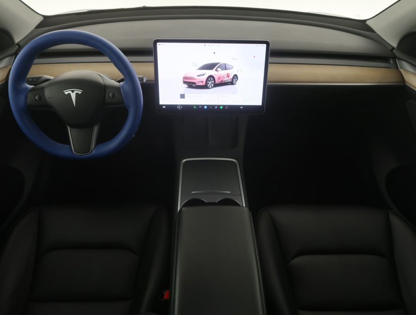 Tesla Model Y, 2022