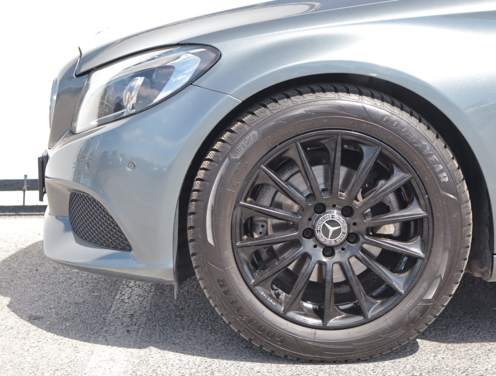 Mercedes-Benz C