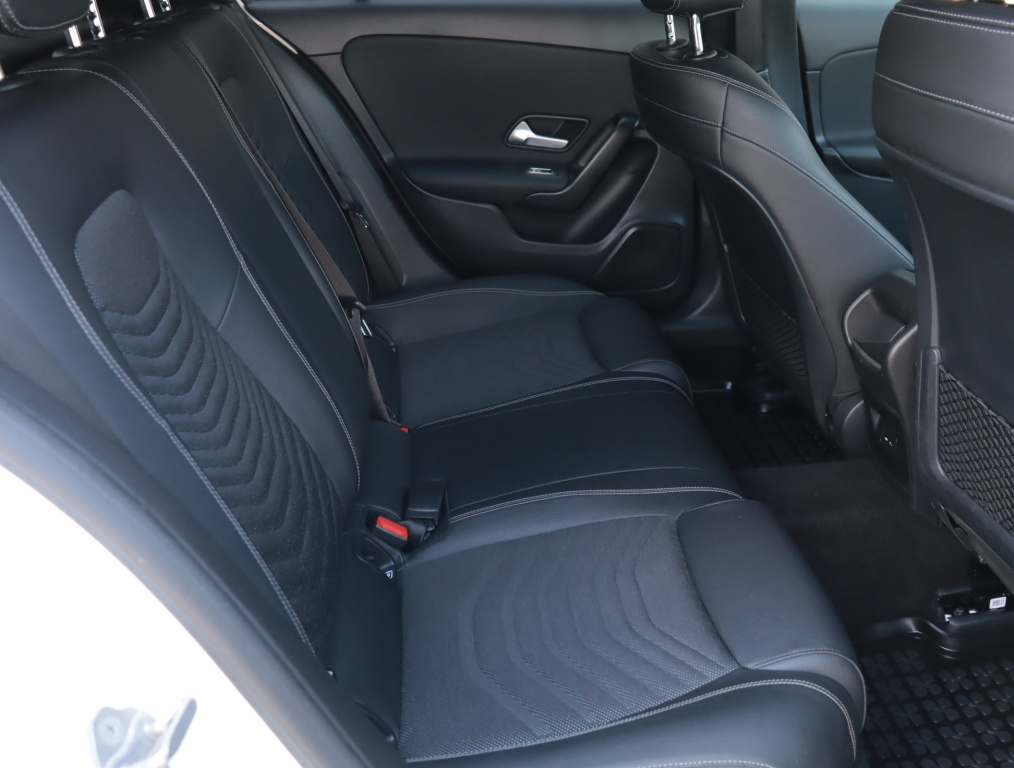 Mercedes-Benz A
