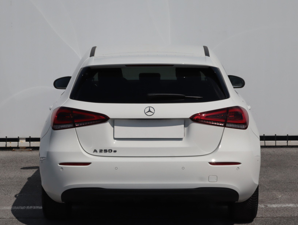 Mercedes-Benz A