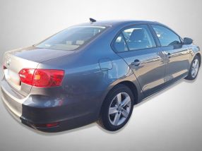 Volkswagen Jetta - 2014