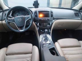 Opel Insignia - 2013