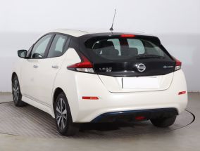 Nissan Leaf - 2021