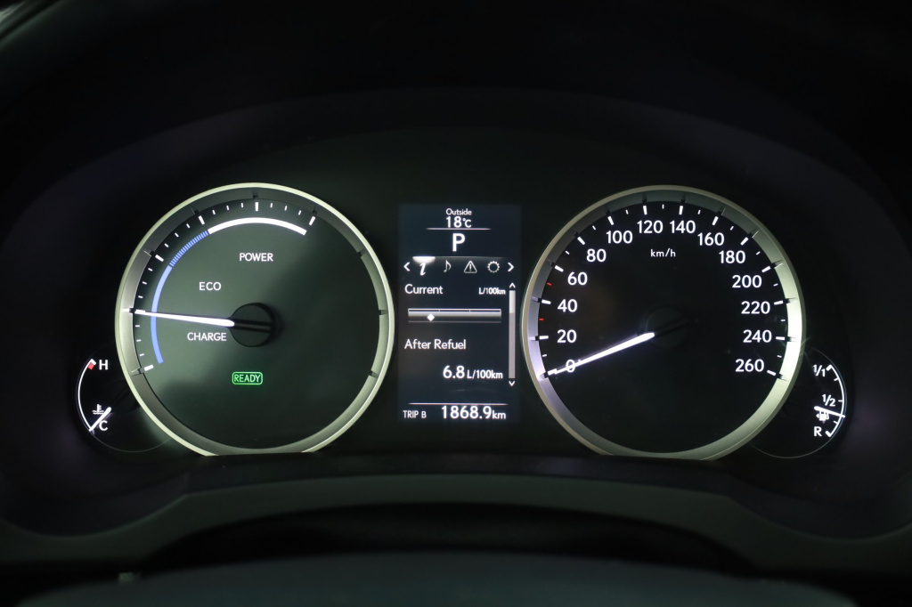 Lexus IS