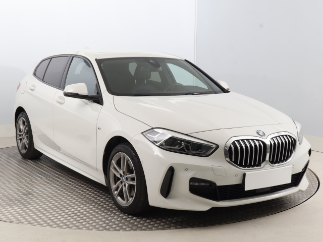 BMW 1 2021