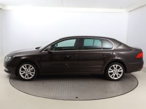 Škoda Superb - 2013