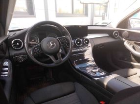 Mercedes-Benz C - 2020