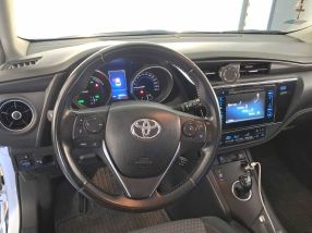 Toyota Auris - 2015