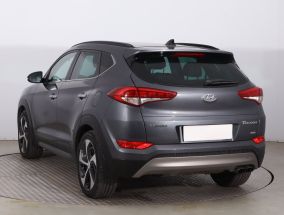 Hyundai Tucson - 2015