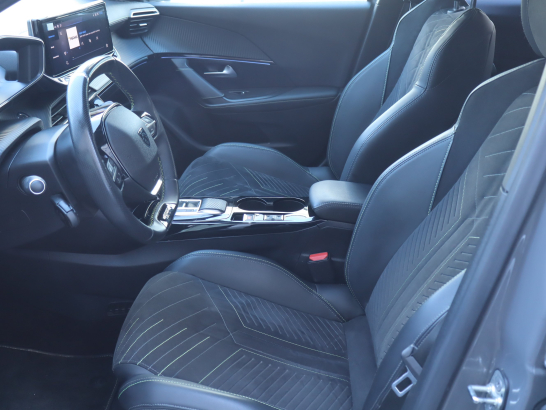 Peugeot e-2008 54 kWh