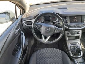 Opel Astra - 2021