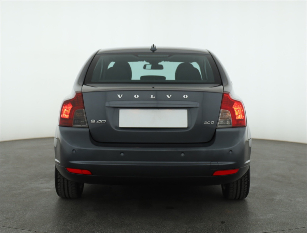Volvo S40
