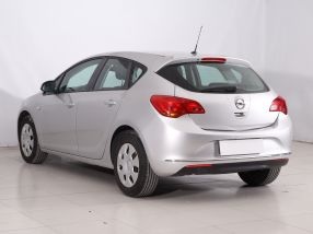 Opel Astra - 2014