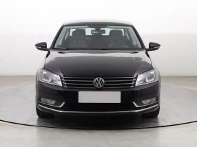 Volkswagen Passat - 2012