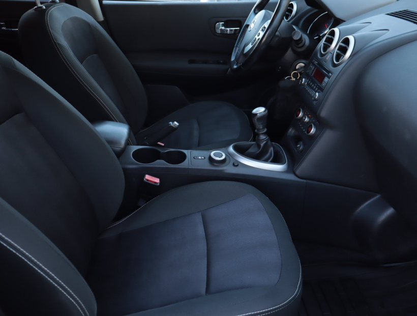 Nissan Qashqai+2, 2012