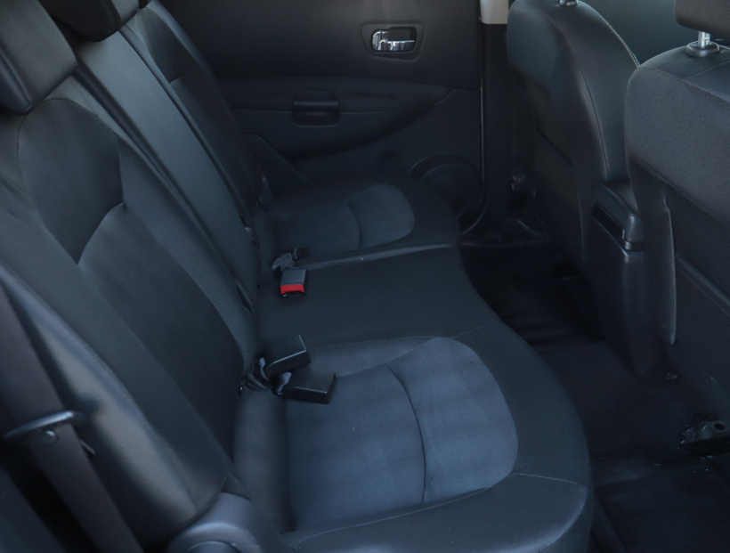 Nissan Qashqai+2, 2012