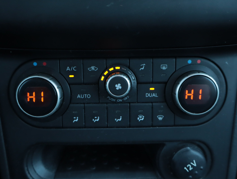 Nissan Qashqai+2, 2012