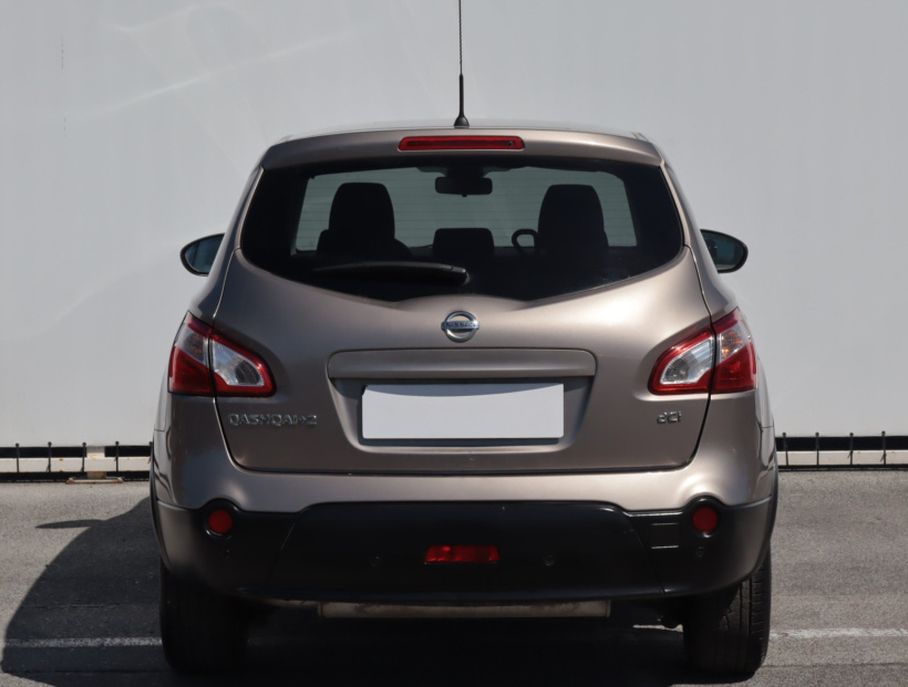 Nissan Qashqai+2, 2012