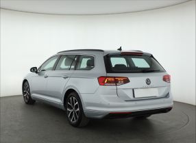 Volkswagen Passat - 2023